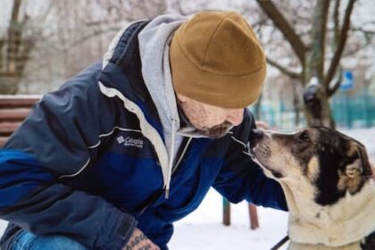 this-bc-man-was-rejected-from-military-service-in-ukraine.-now,-he’s-saving-pets-hurt-and-abandoned-by-war