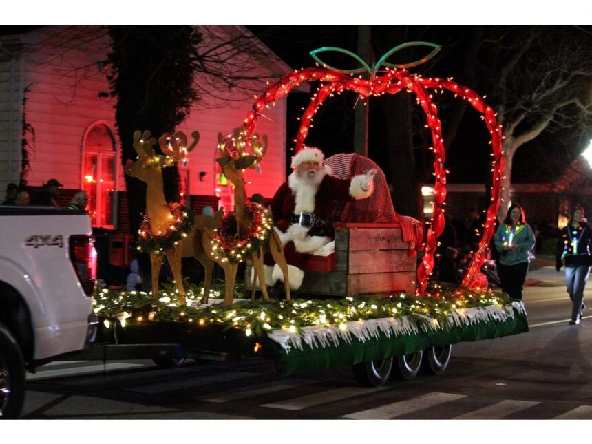 in-photos:-santa-visits-berwick,-ns.,-for-45th-annual-parade