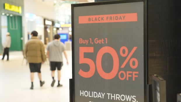 retailers-feel-black-friday-pressure-as-canadians-expected-to-tighten-their-spending