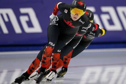 canadian-speed-skating-women-weidemann,-blondin,-maltais-grab-team-pursuit-silver