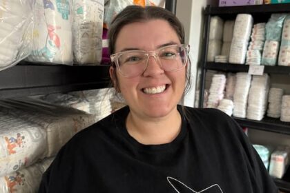 she-started-a-diaper-bank-out-of-her-apartment,-and-was-swamped-with-need