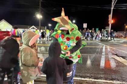 in-photos:-annual-parade-of-lights-held-in-barrington-passage