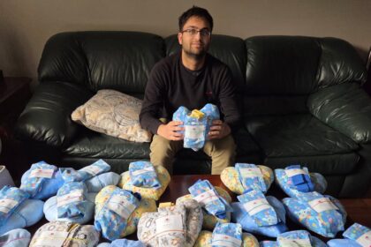 inspired-by-his-mom,-this-university-student-is-helping-breast-cancer-patients