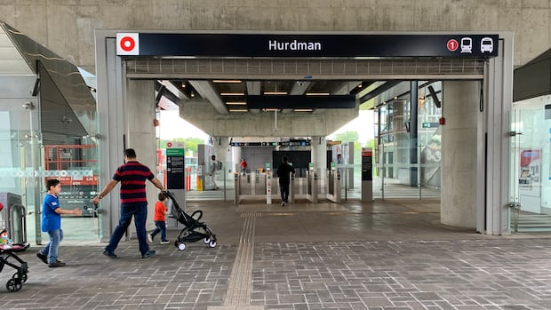 oc-transpo-to-explore-using-ai-to-monitor-security-cameras