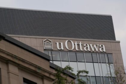 university-of-ottawa-reopens-admissions-to-greek-and-roman-program