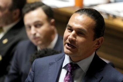 ‘meth-task-force,’-more-resources-coming-as-part-of-crackdown,-kinew-tells-municipal-leaders