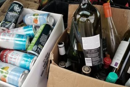 ontario-grocers-could-avoid-taking-beer-and-wine-empties-under-new-deal