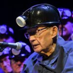 final-bow-for-‘big-jim’-maclellan-with-the-men-of-the-deeps