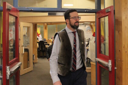 iq-shuttle-has-not-acquired-bus-stop-permits-from-city