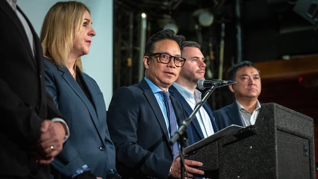 vancouver-mayor-calls-for-local-involuntary-care-beds-as-granville-street-businesses-complain-of-disorder