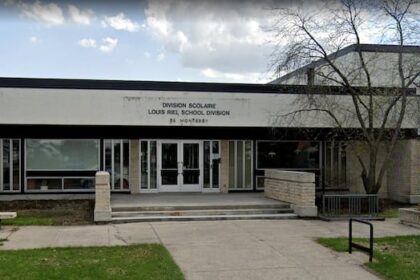 student-grabbed-in-st.-vital-elementary-school-bathroom-by-man:-winnipeg-police