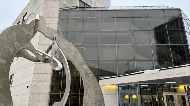 shindico-execs,-real-estate-broker-must-divide-properties:-court-ruling