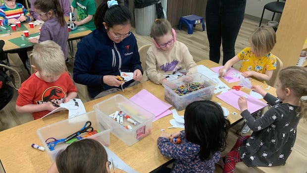 sask.-child-care-deal-extended-for-5-more-years,-expands-eligibility-for-kids-turning-6