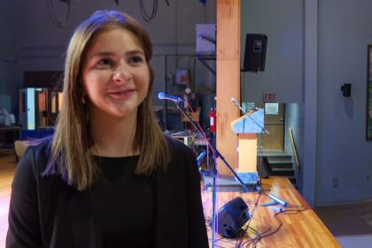 students-help-spread-the-word-about-diseases-impact-on-pei.-oyster-fishers