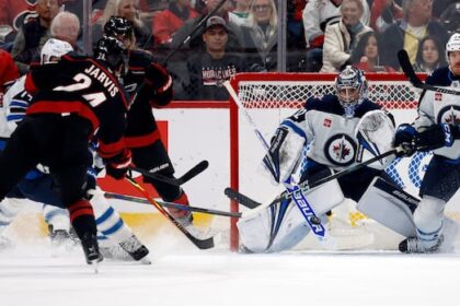 winnipegger-seth-jarvis-notches-hat-trick-to-lead-carolina-hurricanes-past-jets-5-1