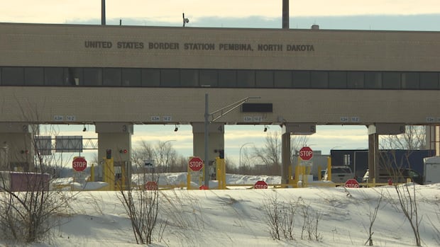 ‘just-bring-your-documents,’-warns-manitoba-man-stopped-at-us.-border-over-stayed-charges