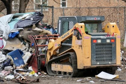 former-camp-residents-showing-up-at-winnipeg-outreach-organizations-door,-advocate-says