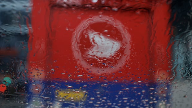 can-canadians-still-trust-canada-post-with-holiday-mail-after-months-of-strikes?