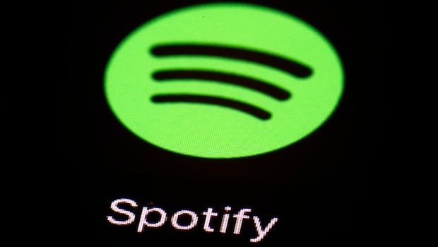 is-spotify-losing-the-streaming-wars-as-it-faces-boycotts,-lawsuits-and-assorted-controversies?