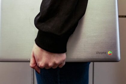 new-study-reveals-extent-and-nature-of-online-sexual-victimization-of-canadian-teens