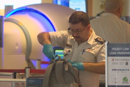 new-scanner-at-winnipeg-airport-means-some-passengers-won’t-have-to-unpack-liquids,-laptops