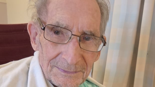 100-year-old-bc.-veteran-inspires-christmas-card-drive