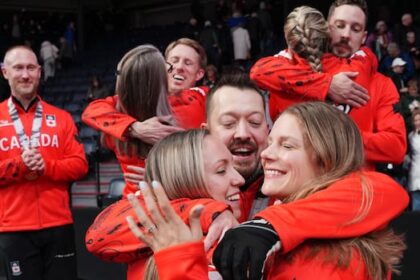 rachel-homan-books-olympic-ticket-after-team-sweeps-final-of-canadian-curling-trials