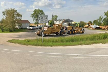 patient-transported-to-hospital-after-selkirk-area-crash:-stars