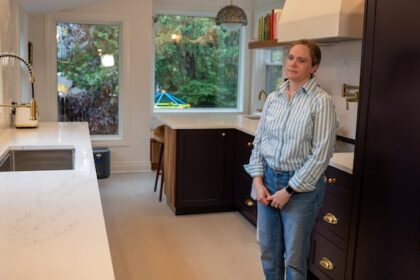 homeowner-says-shes-out-$381k-after-hiring-ottawa-contractor-to-renovate-kitchen