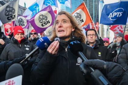 quebec-unions-mount-legal-challenge-against-newly-implemented-labour-law