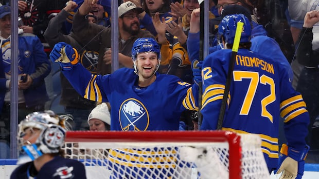 norris-returns-to-sabres-lineup,-records-3-points-in-5-1-triumph-over-jets