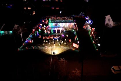 family-of-pei’s-famous-‘mr.-christmas’-keeps-holiday-lighting-tradition-alive