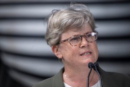 bc.-to-require-witnesses-for-those-who-are-prescribed-safer-supply-of-drugs