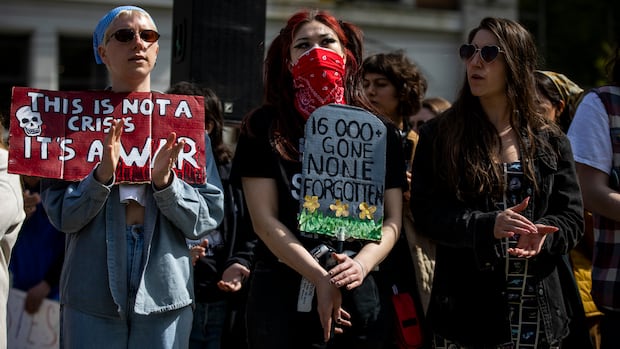 number-of-suspected-toxic-drug-deaths-trending-down-in-bc.,-october-coroner-figures-reveal