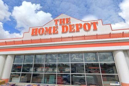 man-arrested-for-allegedly-stealing-more-than-$25k-worth-of-goods-from-winnipeg-stores