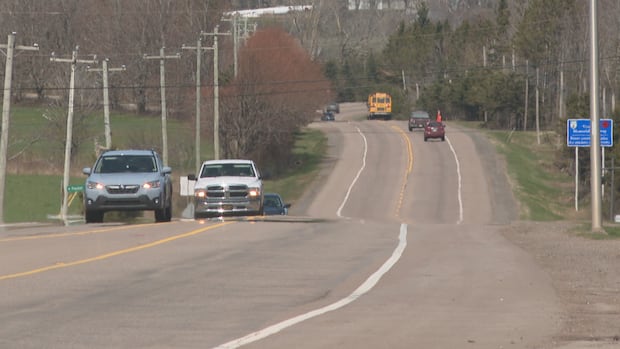 aggressive-driving-and-texting-among-islanders’-top-concerns-on-pei.-roads,-survey-finds