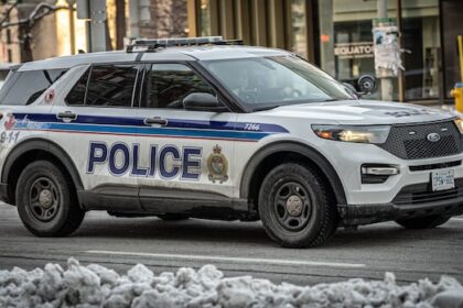 youths-wielded-stun-guns,-hurled-slurs-during-bus-stop-attack,-police-say