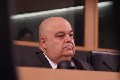 talks-break-off-between-quebec-and-family-doctors,-only-weeks-before-reforms-set-to-take-effect