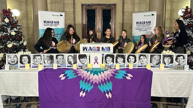 sunrise-ceremony-at-manitoba-legislature-remembers-victims-of-1989-montreal-massacre