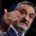 ontario-education-minister-to-make-decision-on-school-trustee-elimination-in-early-2026