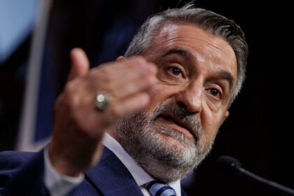 ontario-education-minister-to-make-decision-on-school-trustee-elimination-in-early-2026