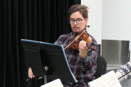 messiah-queered-connects-steinbach’s-2slgbtq+-faithful,-handel’s-music