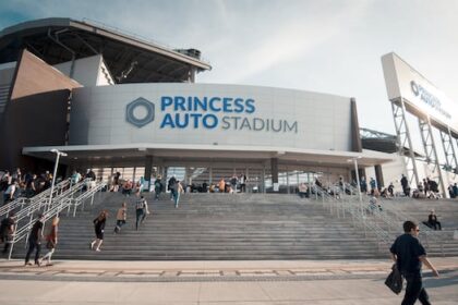 nhl’s-heritage-classic-heading-to-winnipeg-for-face-off-between-jets-and-canadiens