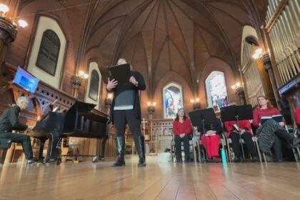 loved-ones-honoured-during-memorial-carolling-service-in-charlottetown