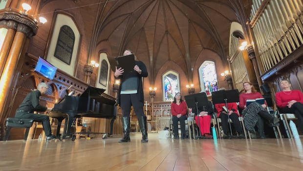 loved-ones-honoured-during-memorial-carolling-service-in-charlottetown