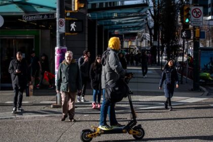 e-scooters-aren’t-kids’-toys,-say-health-officials,-but-what-are-the-safety-rules-you-should-know?