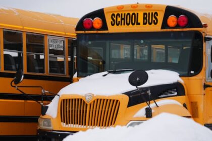 winter-blast-cancels-school-bus-service,-classes-in-parts-of-southern-manitoba