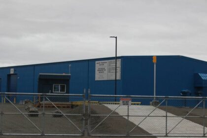 city-of-iqaluit-considers-purchase-of-beer-can-deposit-machines