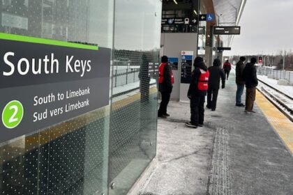 line-2-halted-at-south-keys-station,-line-4-shut-down