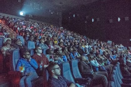 would-netflix-buying-warner-bros.-kill-movies-in-theatres?